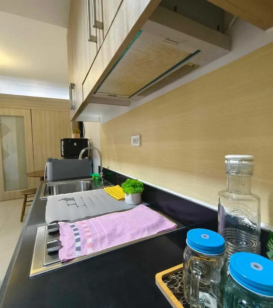Shore 1 2 3 By Metro Staycation Manila 0*,  Filippine